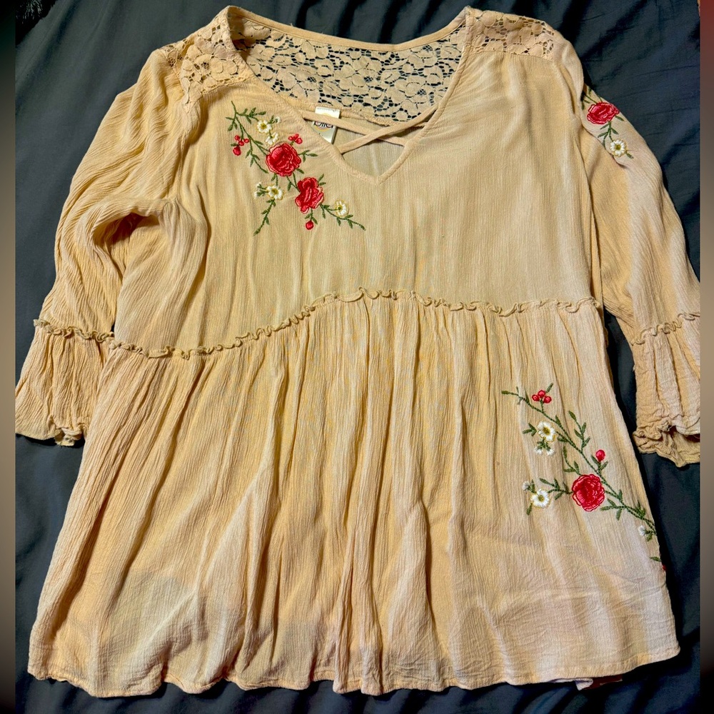 Women’s rose blouse